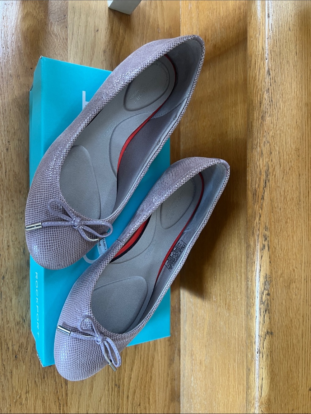 Rockport Lilac Textured Ballet Flats with Bow Accent